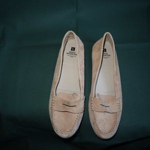 White Mountain Leather slip ons size 10